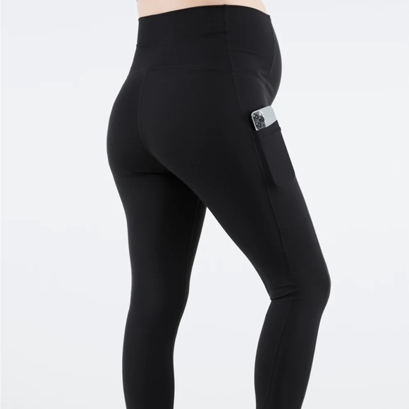 PureLuxe High-Waisted Maternity 7/8 Legging - Picture 3 of 7